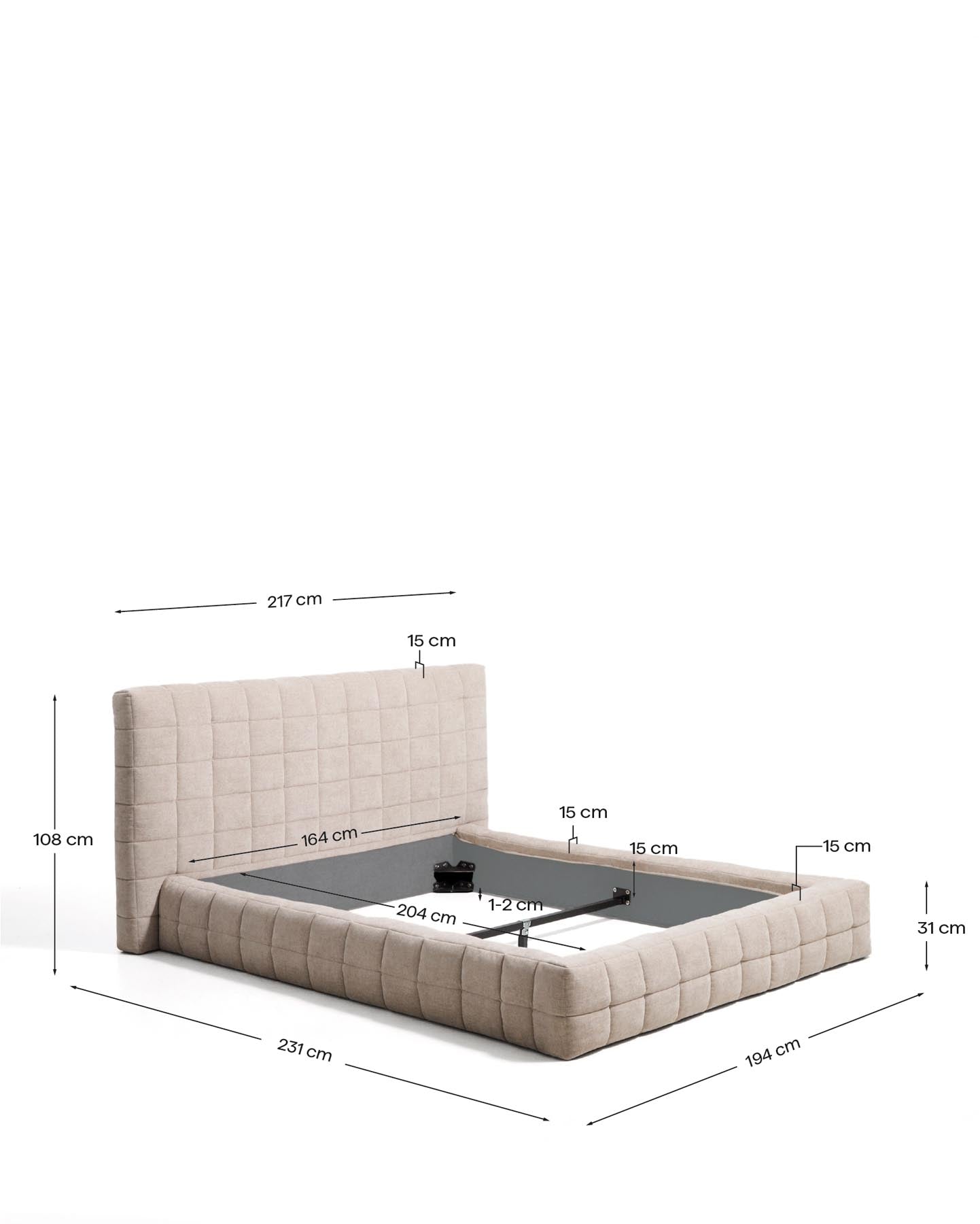 Abziehbares Bett Luiana aus beigefarbener Chenille für Matratzengrösse 160 x 200 cm in Beige präsentiert im Onlineshop von KAQTU Design AG. Bett ist von Kave Home