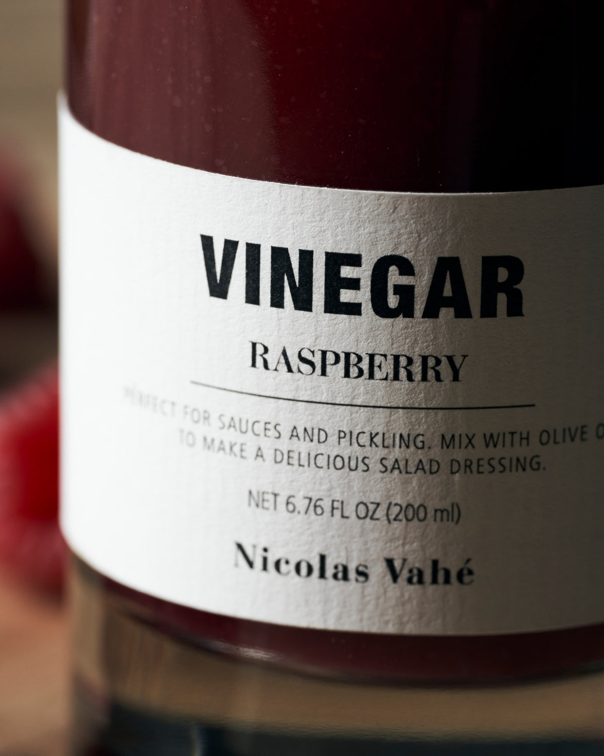 Essig, Raspberry in Schwarzer Fleck präsentiert im Onlineshop von KAQTU Design AG. Lebensmittel ist von Nicolas Vahé