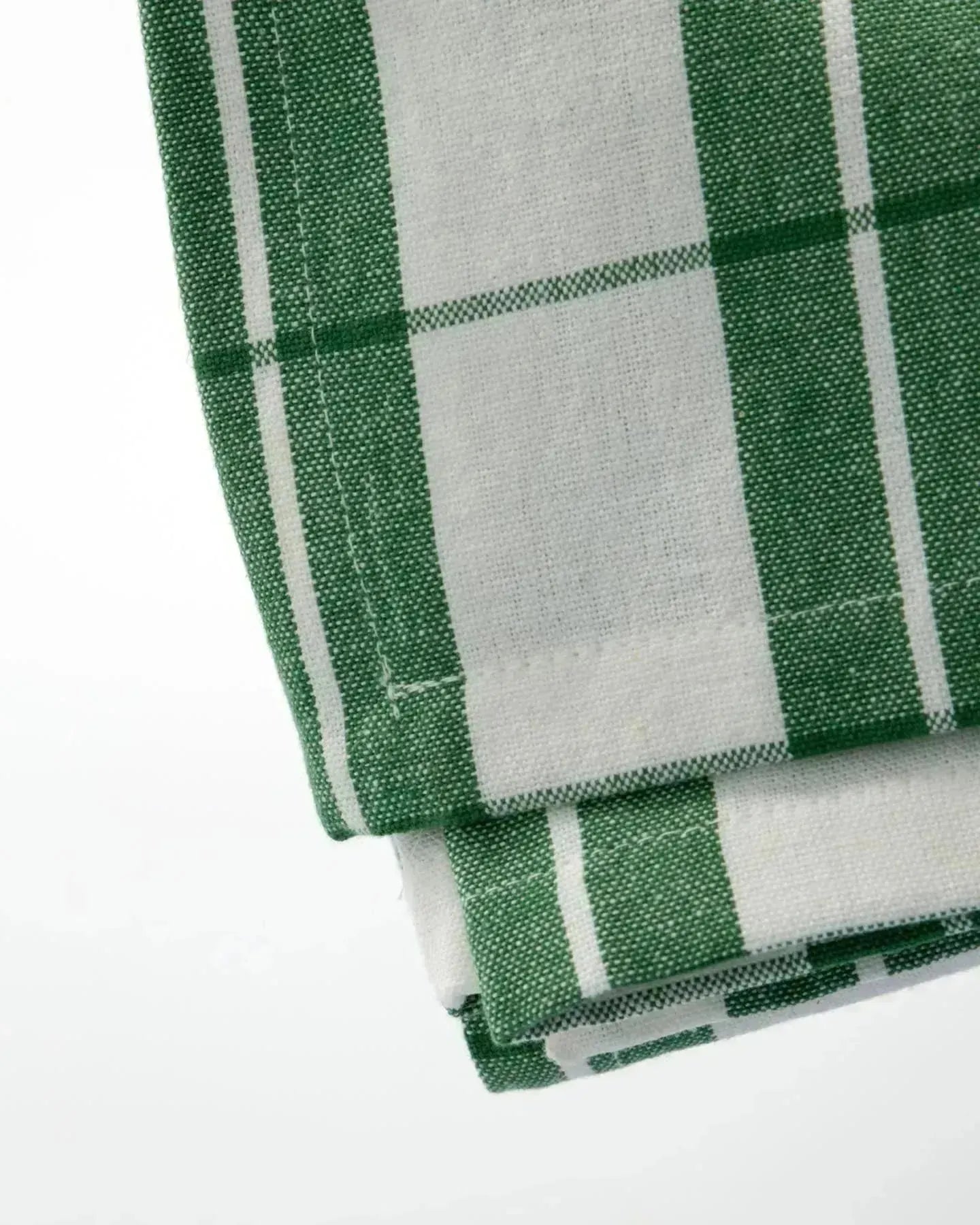 Tischdecke, NVChef, Grün in Grün präsentiert im Onlineshop von KAQTU Design AG. Küchentuch ist von Nicolas Vahé