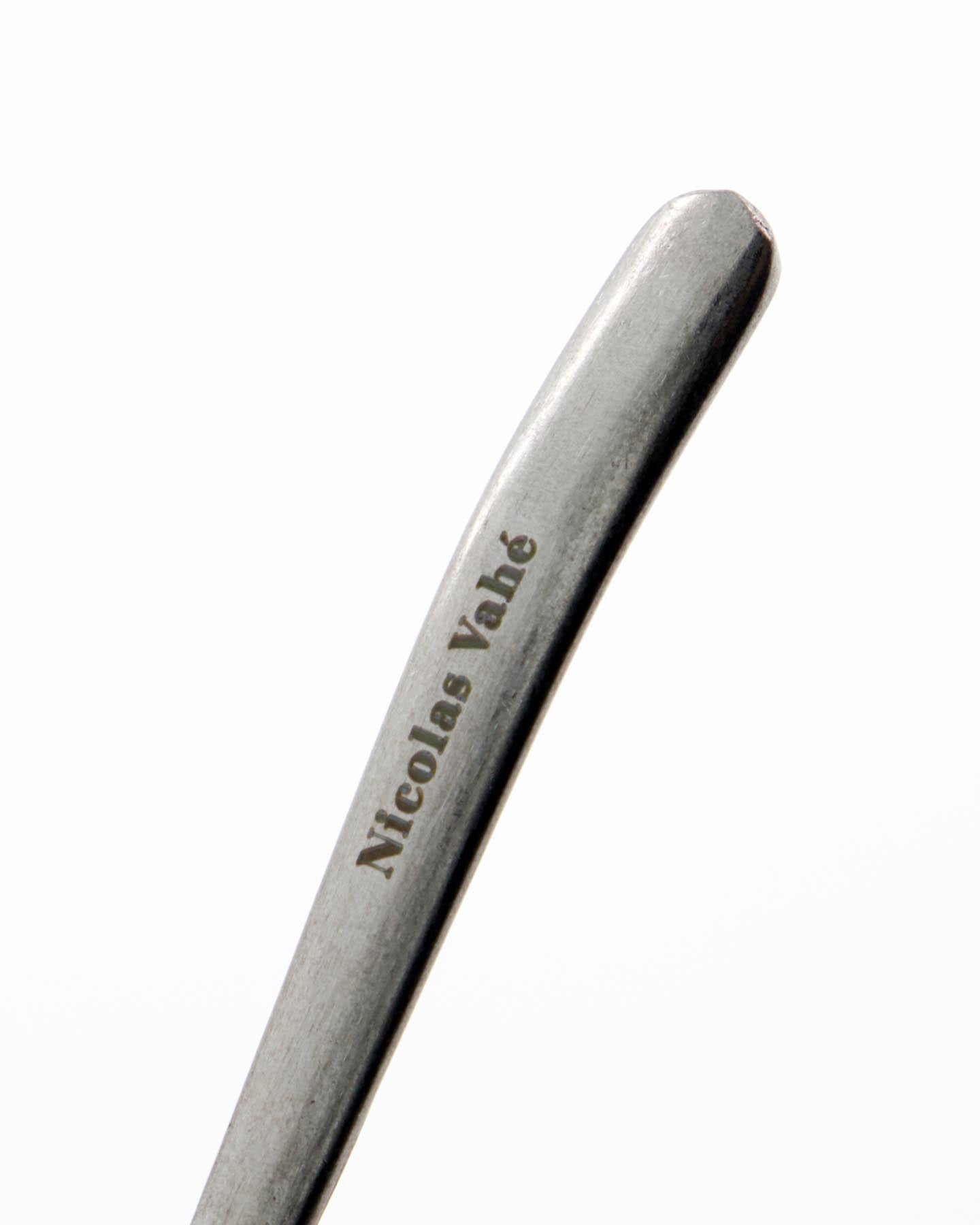 Teelöffel, NVSpoon, Antiksilber-Finish in Antiksilber-Finish präsentiert im Onlineshop von KAQTU Design AG. Geschirr ist von Nicolas Vahé