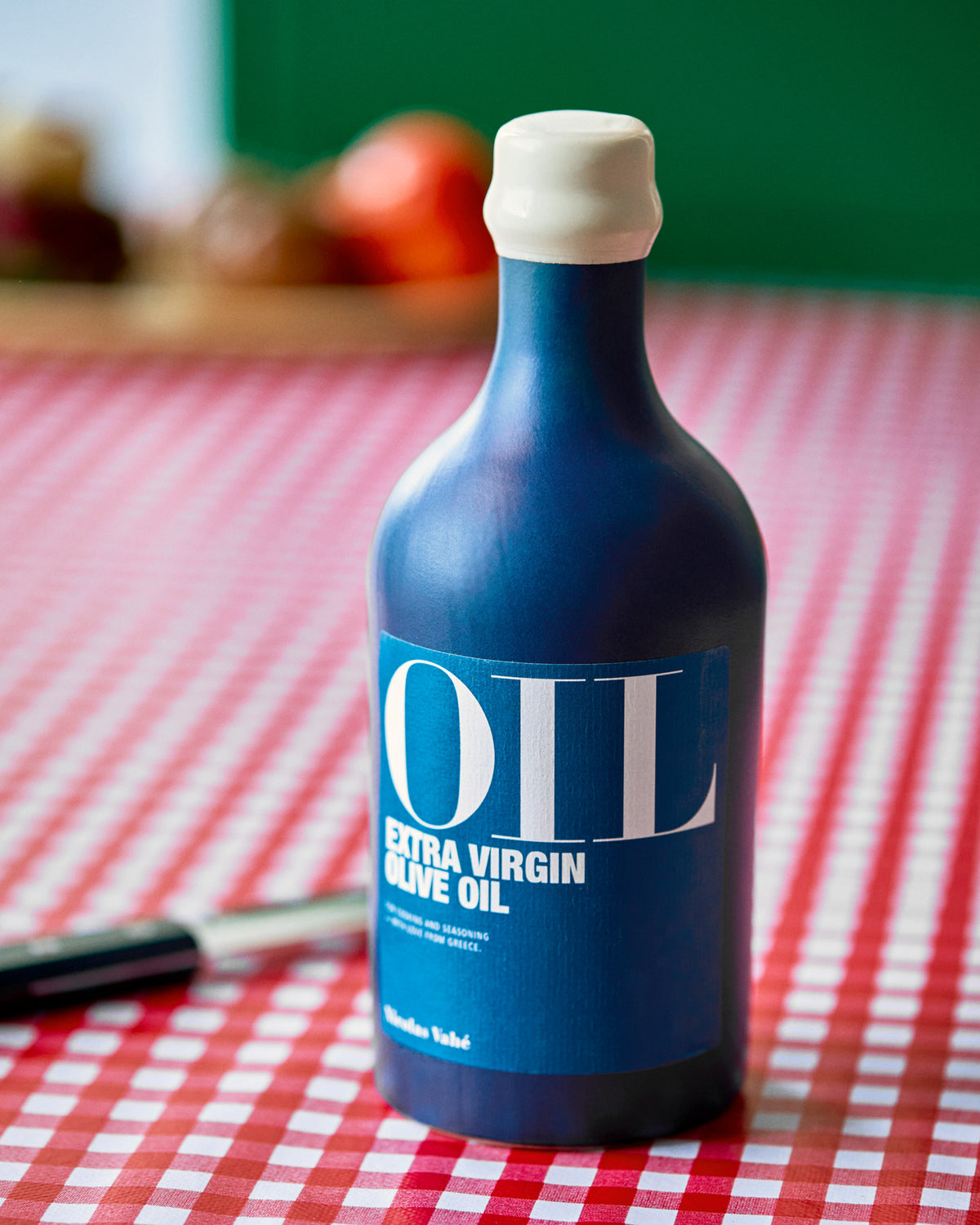 Virgin olive oil, Extra, Greece, 500 ml in  präsentiert im Onlineshop von KAQTU Design AG. Lebensmittel ist von Nicolas Vahé