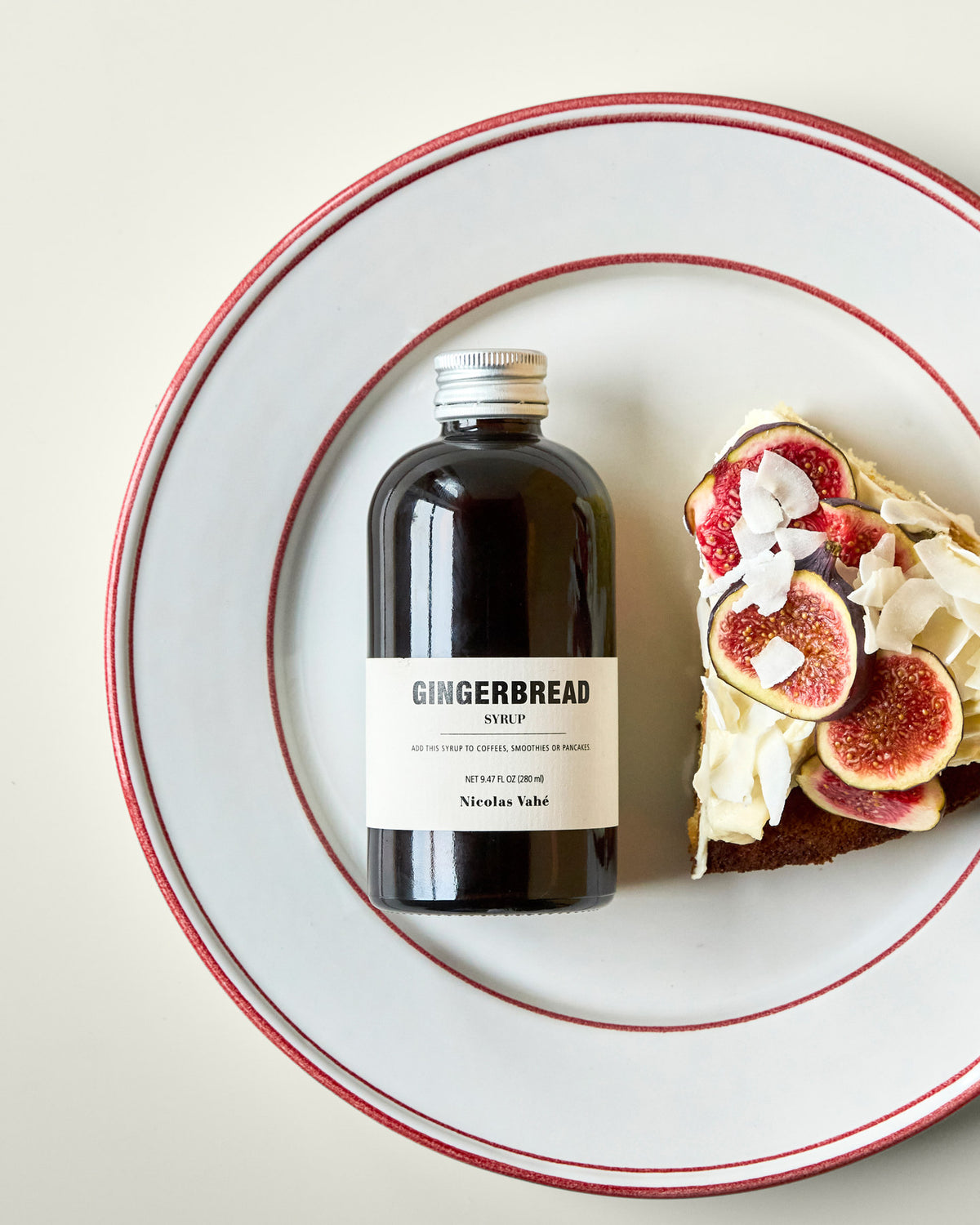 Sirup, Lebkuchen, 280 ml in  präsentiert im Onlineshop von KAQTU Design AG. Lebensmittel ist von Nicolas Vahé