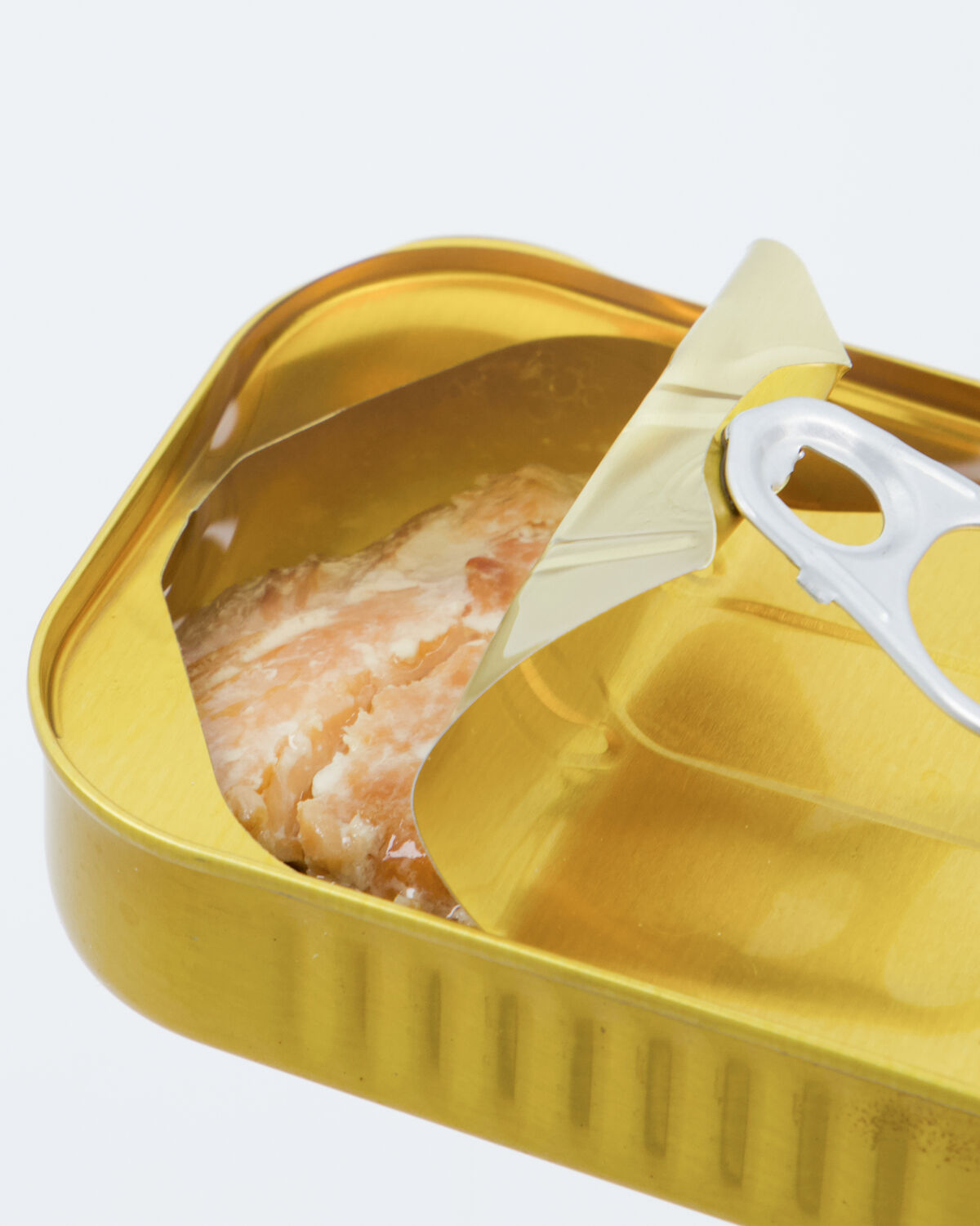 Hochwertiger Räucherlachs in feinem Olivenöl, 110 g, von Nicolas Vahé – ein Genuss für anspruchsvolle Gaumen.