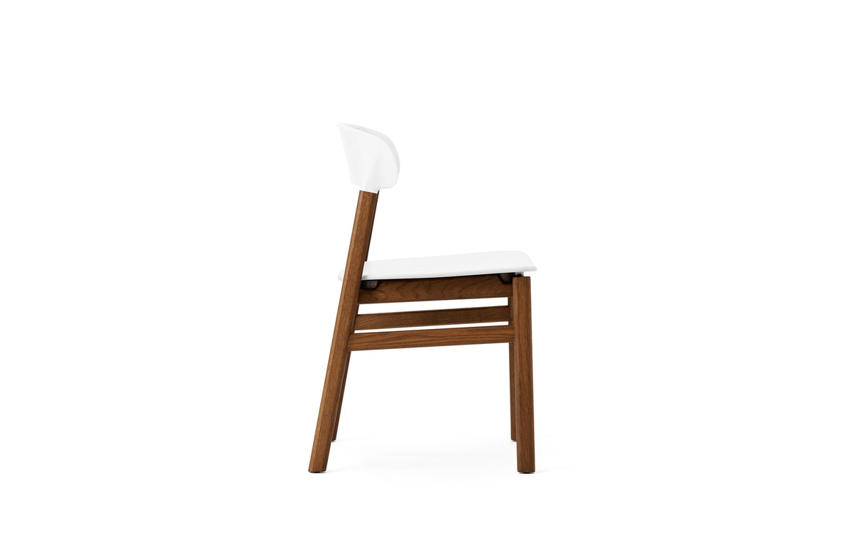 Herit Stuhl in  präsentiert im Onlineshop von KAQTU Design AG. Stuhl ist von Normann Copenhagen