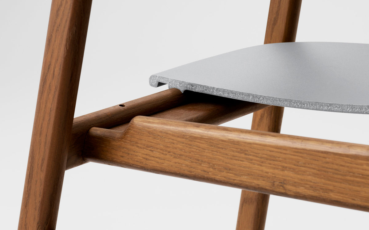 Herit Stuhl in  präsentiert im Onlineshop von KAQTU Design AG. Stuhl ist von Normann Copenhagen