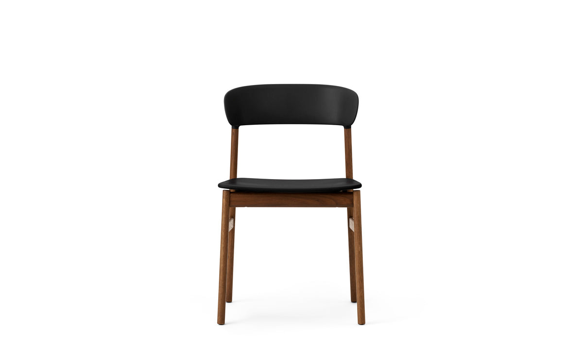 Herit Stuhl in  präsentiert im Onlineshop von KAQTU Design AG. Stuhl ist von Normann Copenhagen