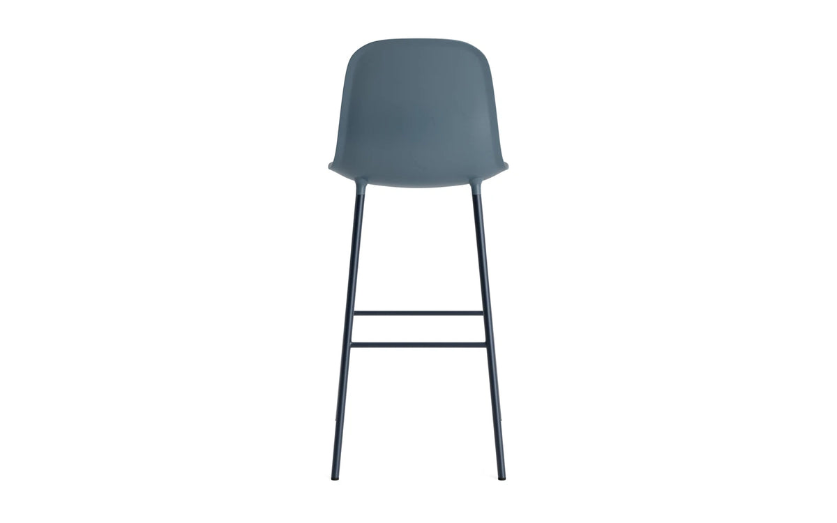 Form Barstuhl in Blau präsentiert im Onlineshop von KAQTU Design AG. Barstuhl ist von Normann Copenhagen
