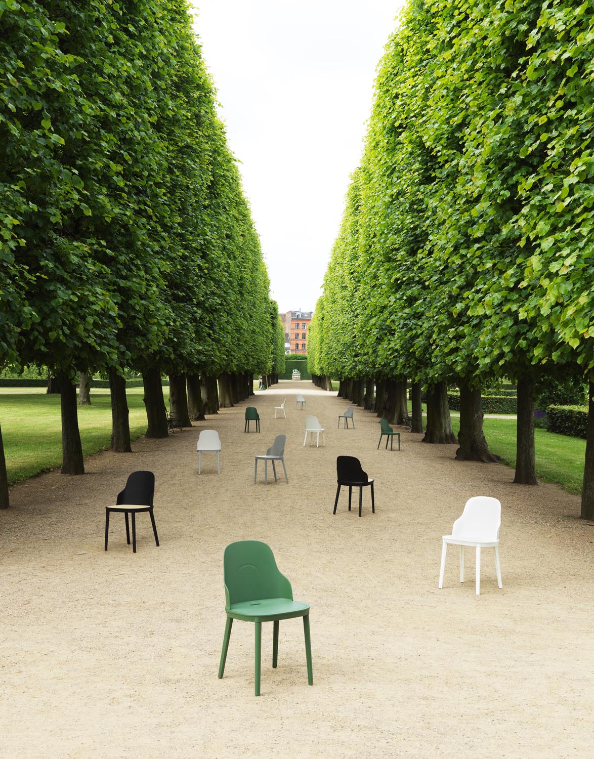 Allez Stuhl in  präsentiert im Onlineshop von KAQTU Design AG. Stuhl ist von Normann Copenhagen