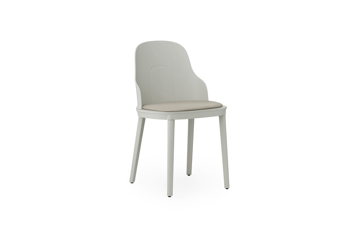 Allez Stuhl in Warmes grau präsentiert im Onlineshop von KAQTU Design AG. Stuhl ist von Normann Copenhagen