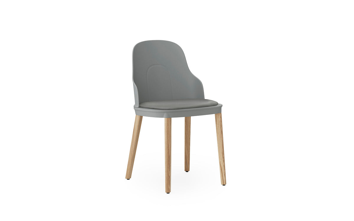 Allez Stuhl in Grau präsentiert im Onlineshop von KAQTU Design AG. Stuhl ist von Normann Copenhagen