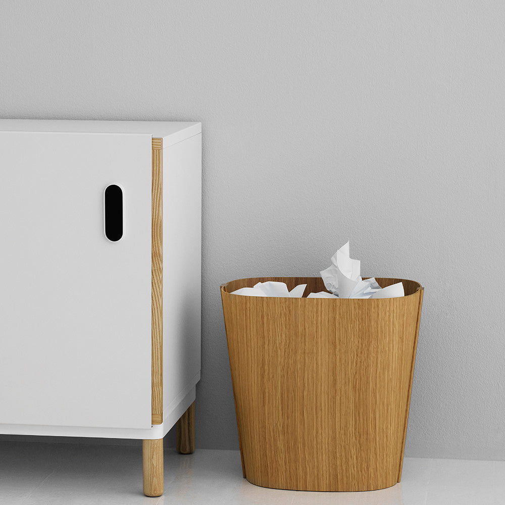 Tales of Wood Papierkorb in  präsentiert im Onlineshop von KAQTU Design AG. Papierkorb ist von Normann Copenhagen