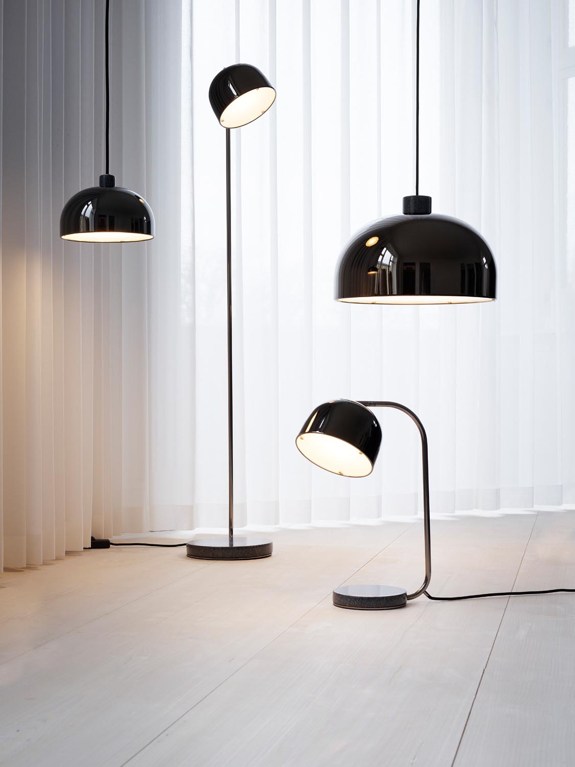 Grant Stehleuchte EU in  präsentiert im Onlineshop von KAQTU Design AG. Stehleuchte ist von Normann Copenhagen