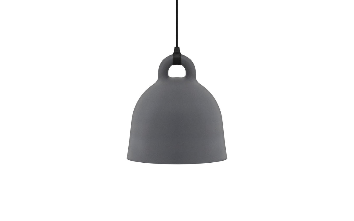 Bell Lampe medium EU  in  präsentiert im Onlineshop von KAQTU Design AG. Pendelleuchte ist von Normann Copenhagen