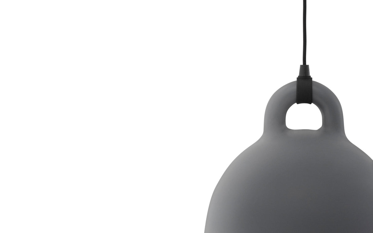 Bell Lampe gross EU  in  präsentiert im Onlineshop von KAQTU Design AG. Pendelleuchte ist von Normann Copenhagen