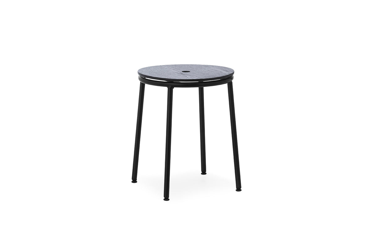Circa Hocker in  präsentiert im Onlineshop von KAQTU Design AG. Hocker ist von Normann Copenhagen