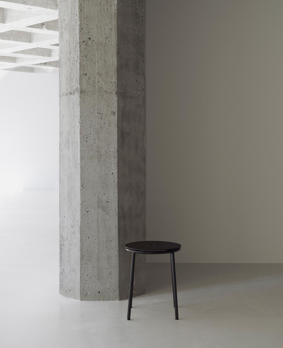 Circa Hocker in  präsentiert im Onlineshop von KAQTU Design AG. Hocker ist von Normann Copenhagen