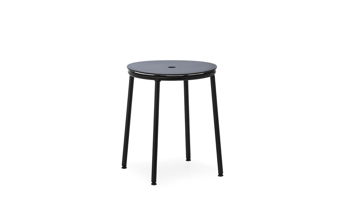 Circa Hocker in  präsentiert im Onlineshop von KAQTU Design AG. Hocker ist von Normann Copenhagen