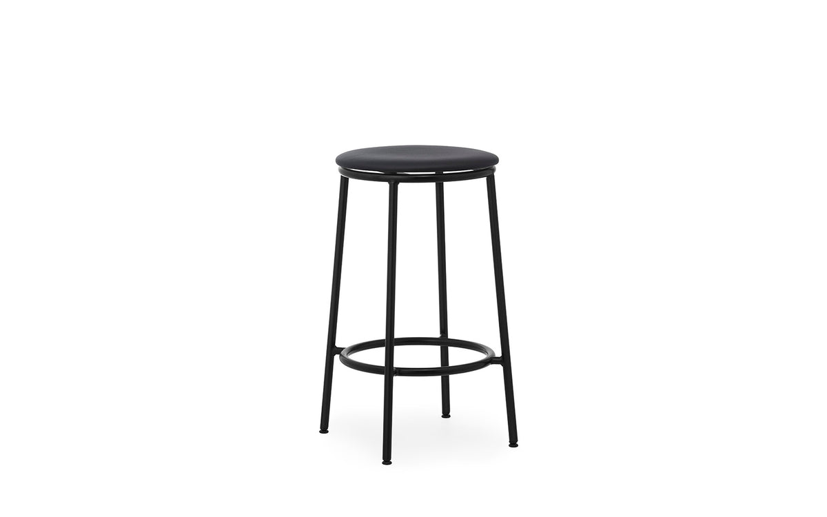 Circa Barhocker in Ultra 41599 präsentiert im Onlineshop von KAQTU Design AG. Barhocker ist von Normann Copenhagen