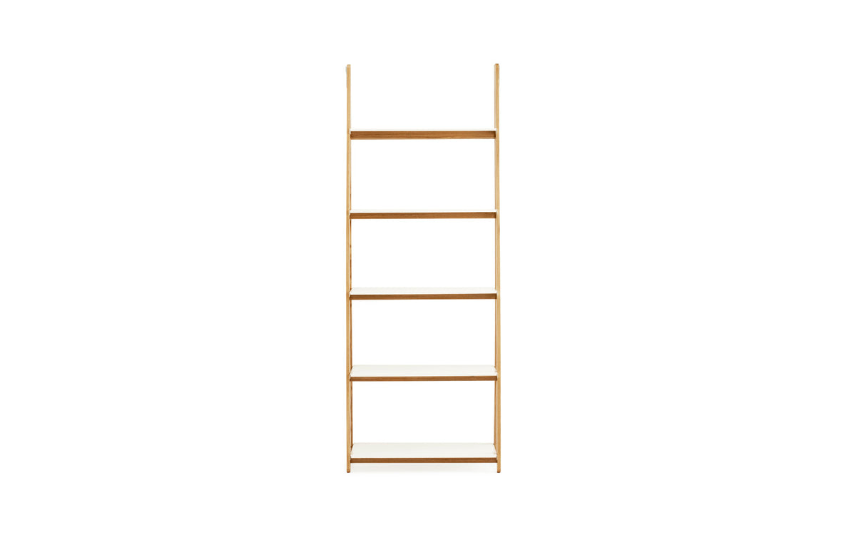 One Step Up Bücherregal in  präsentiert im Onlineshop von KAQTU Design AG. Bücherregal ist von Normann Copenhagen