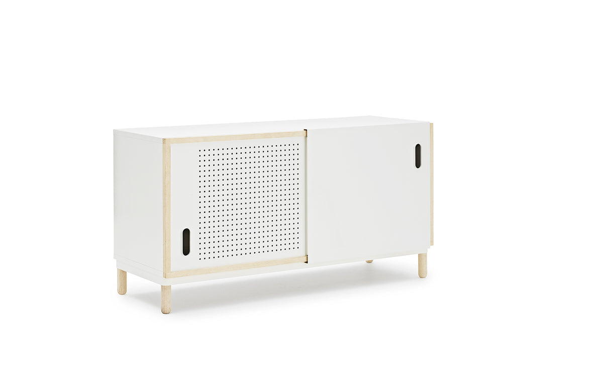 Kabino Sideboard weiss in  präsentiert im Onlineshop von KAQTU Design AG. Sideboard ist von Normann Copenhagen