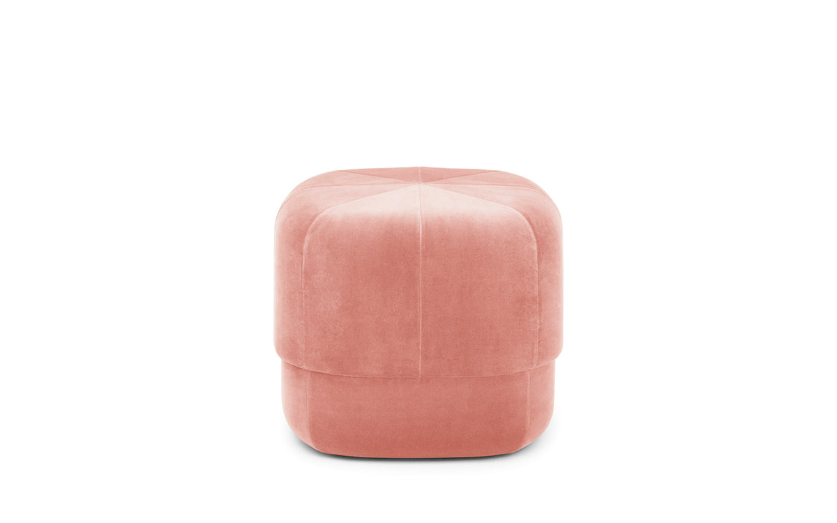 Circus Pouf Klein Blush/Velour in  präsentiert im Onlineshop von KAQTU Design AG. Pouf ist von Normann Copenhagen