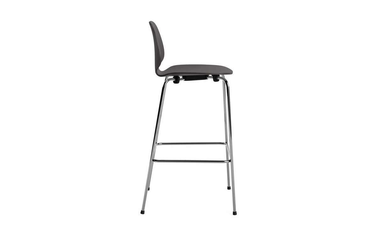 My Chair Barhocker 75 cm in Black präsentiert im Onlineshop von KAQTU Design AG. Barstuhl ist von Normann Copenhagen
