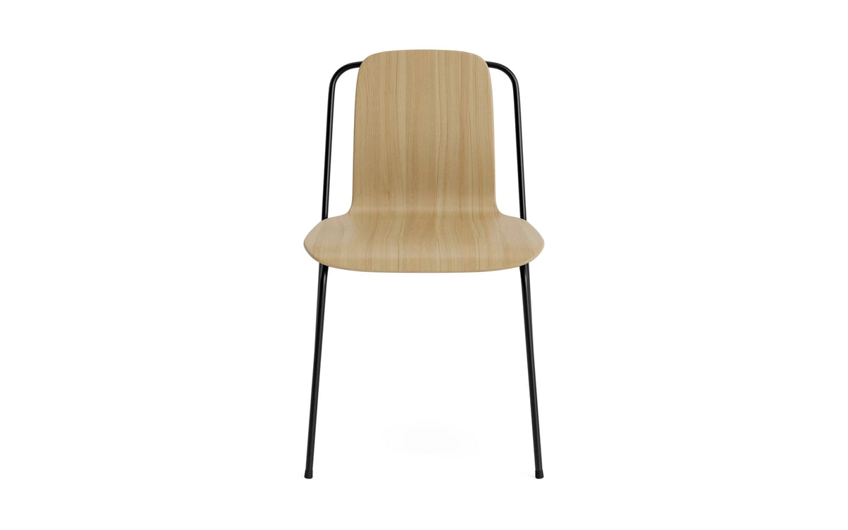 Studio Stuhl in Eiche präsentiert im Onlineshop von KAQTU Design AG. Stuhl ist von Normann Copenhagen