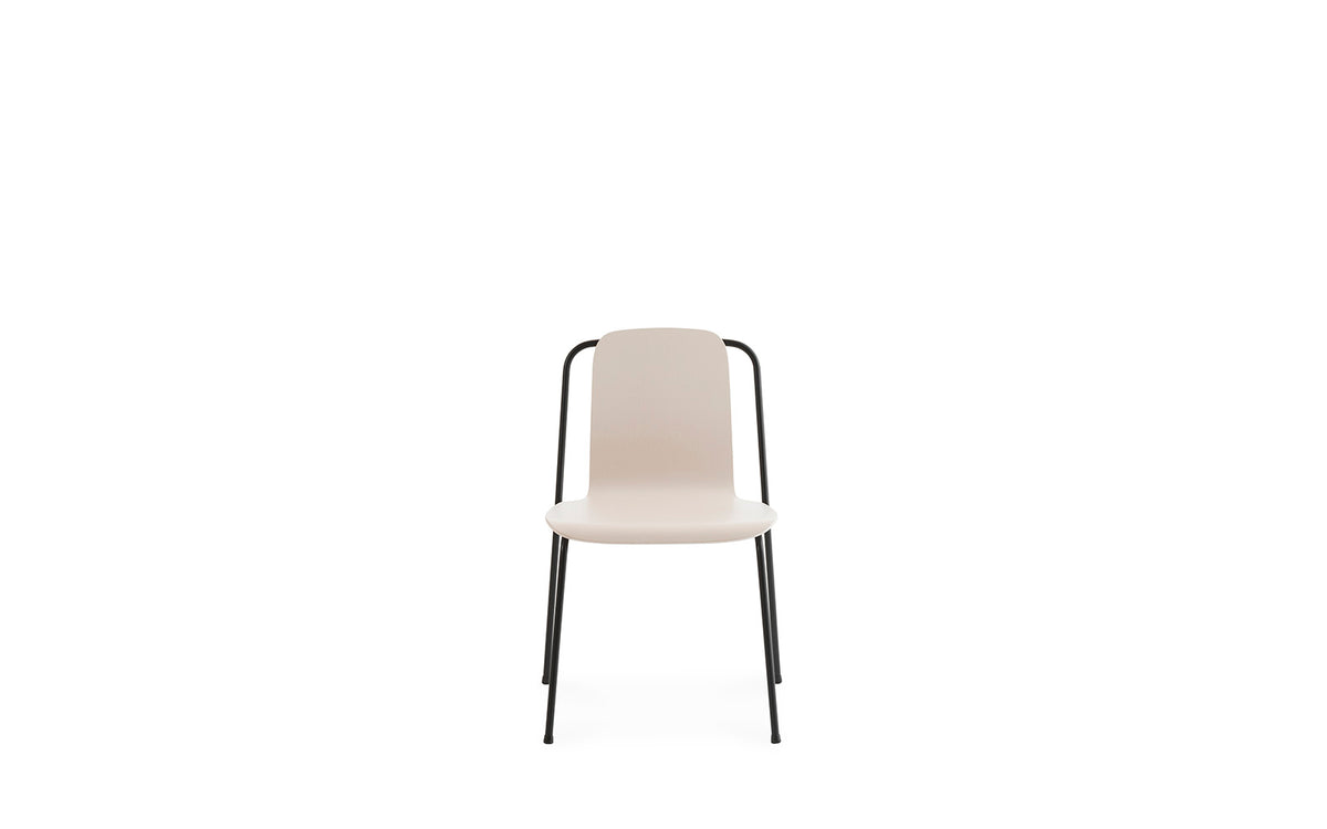 Studio Stuhl in  präsentiert im Onlineshop von KAQTU Design AG. Stuhl ist von Normann Copenhagen