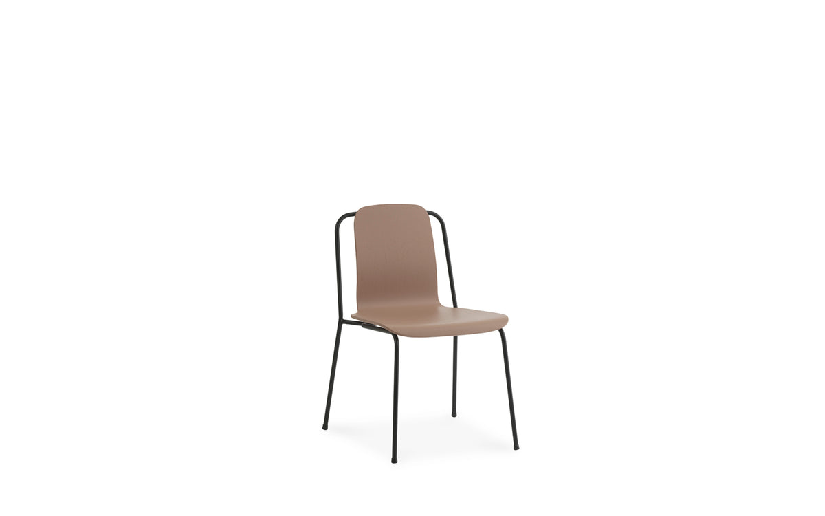 Studio Stuhl in  präsentiert im Onlineshop von KAQTU Design AG. Stuhl ist von Normann Copenhagen