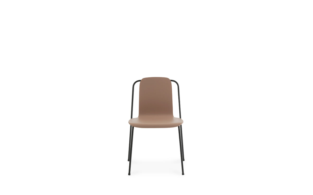 Studio Stuhl in  präsentiert im Onlineshop von KAQTU Design AG. Stuhl ist von Normann Copenhagen