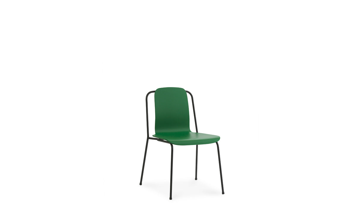 Studio Stuhl in  präsentiert im Onlineshop von KAQTU Design AG. Stuhl ist von Normann Copenhagen