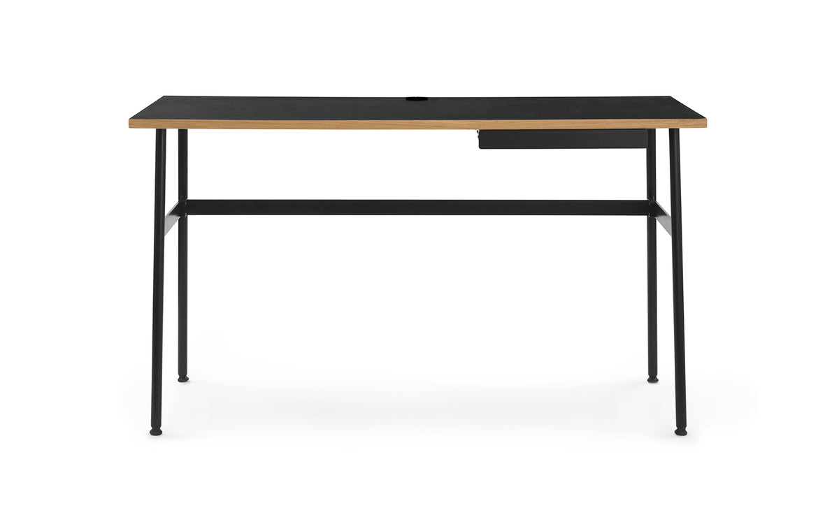 Journal Schreibtisch in  präsentiert im Onlineshop von KAQTU Design AG. Schreibtisch ist von Normann Copenhagen