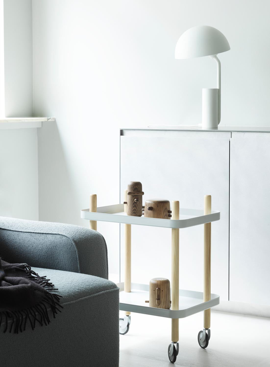 Block Tisch in  präsentiert im Onlineshop von KAQTU Design AG. Servierwagen ist von Normann Copenhagen