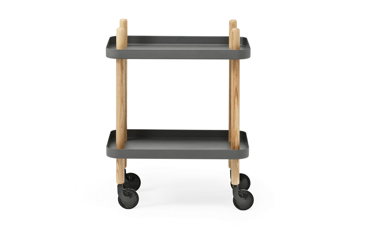 Block Tisch in  präsentiert im Onlineshop von KAQTU Design AG. Servierwagen ist von Normann Copenhagen