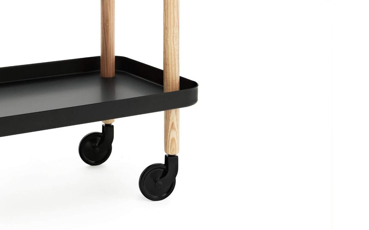 Block Tisch in  präsentiert im Onlineshop von KAQTU Design AG. Servierwagen ist von Normann Copenhagen