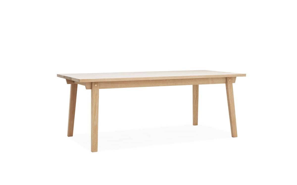 Slice Tisch in  präsentiert im Onlineshop von KAQTU Design AG. Esstisch ist von Normann Copenhagen