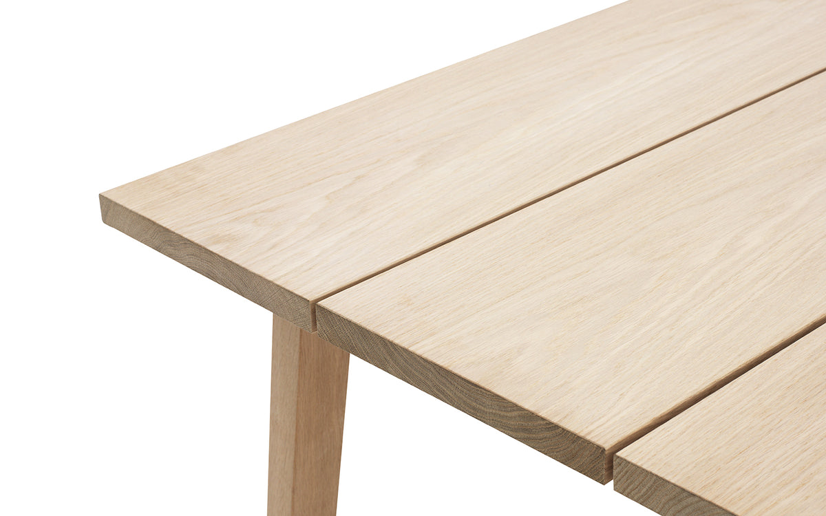 Slice Tisch in  präsentiert im Onlineshop von KAQTU Design AG. Esstisch ist von Normann Copenhagen