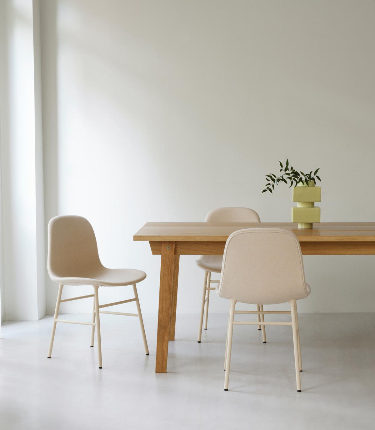 Slice Tisch in  präsentiert im Onlineshop von KAQTU Design AG. Esstisch ist von Normann Copenhagen