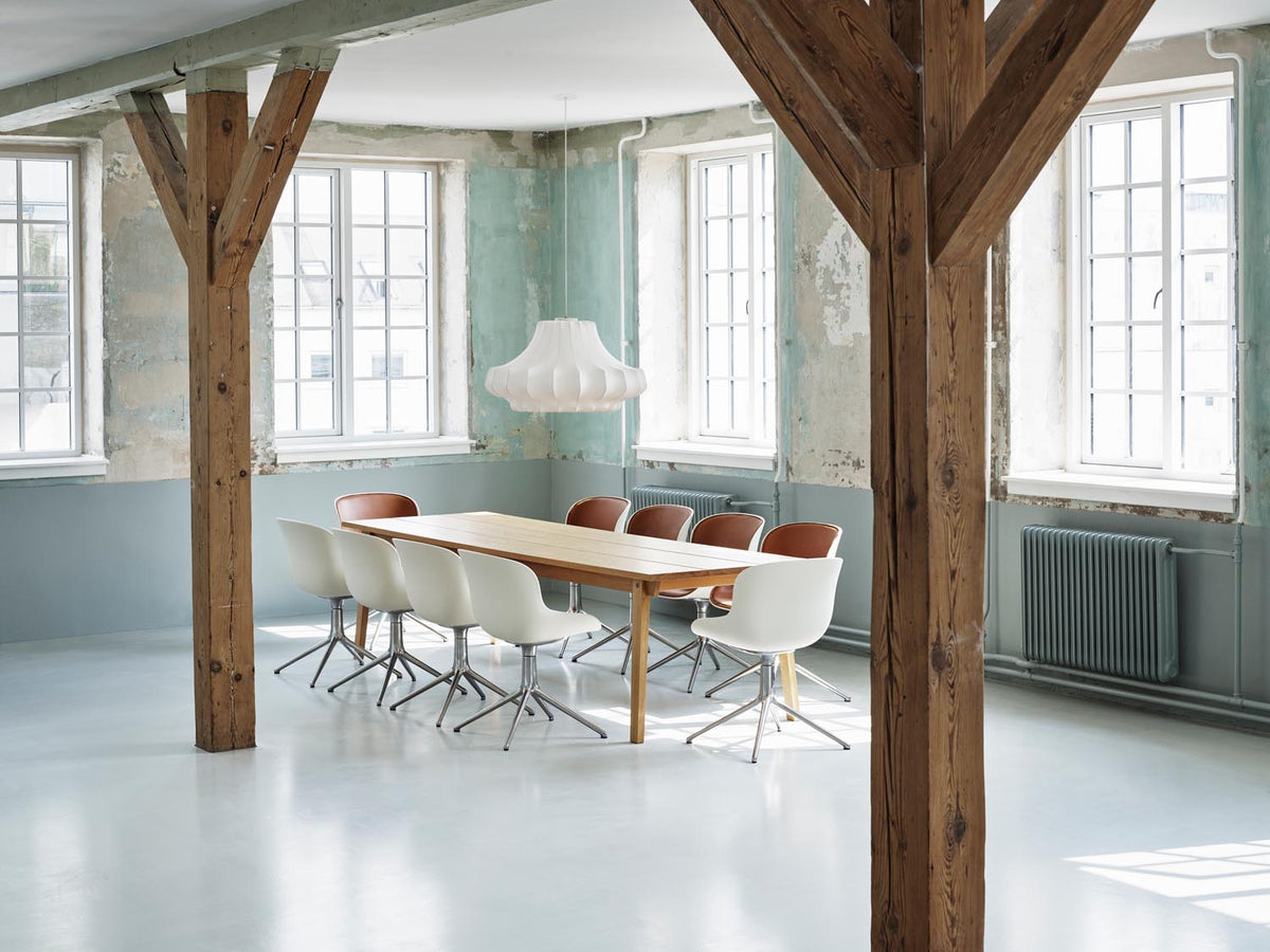 Slice Tisch in  präsentiert im Onlineshop von KAQTU Design AG. Esstisch ist von Normann Copenhagen