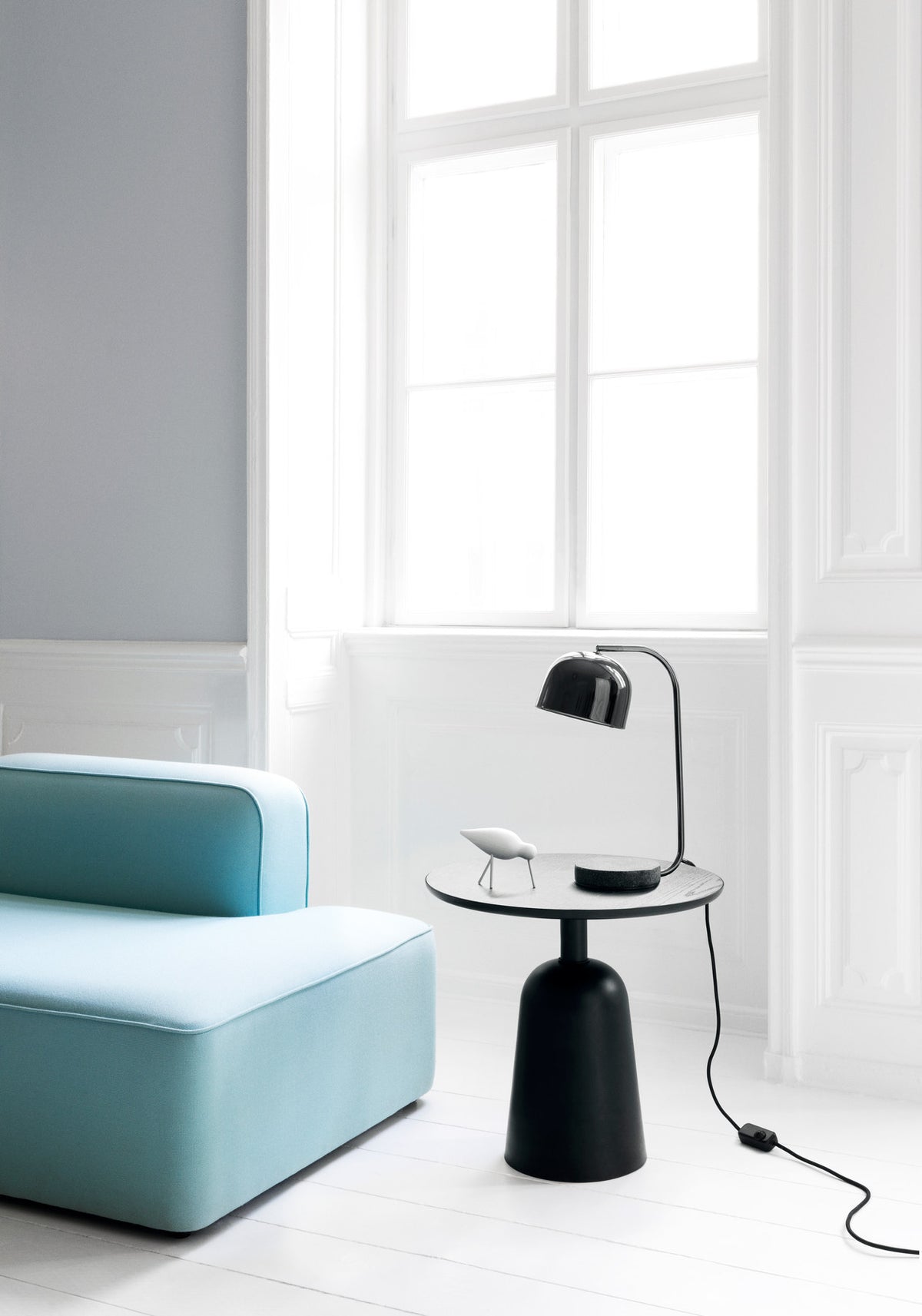 Turn Beistelltisch in Schwarz präsentiert im Onlineshop von KAQTU Design AG. Couchtisch ist von Normann Copenhagen