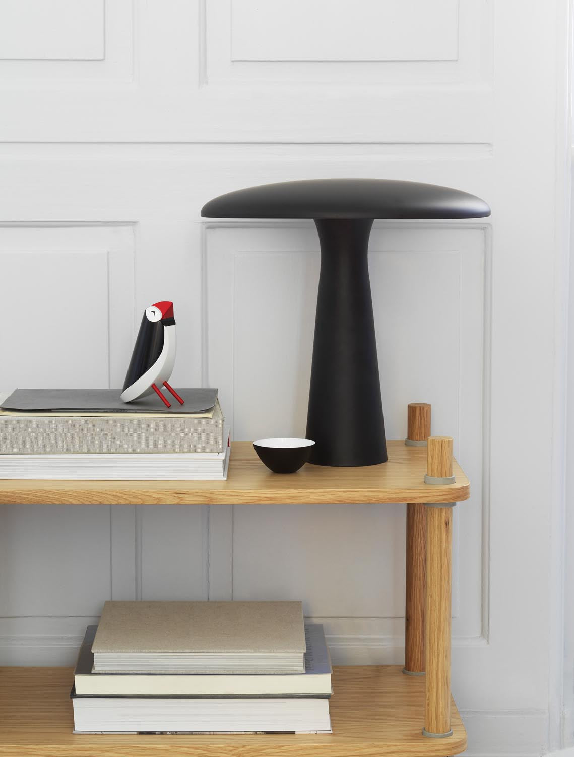 Jam Regal 8 Pfosten Eiche/grau in  präsentiert im Onlineshop von KAQTU Design AG. Bücherregal ist von Normann Copenhagen