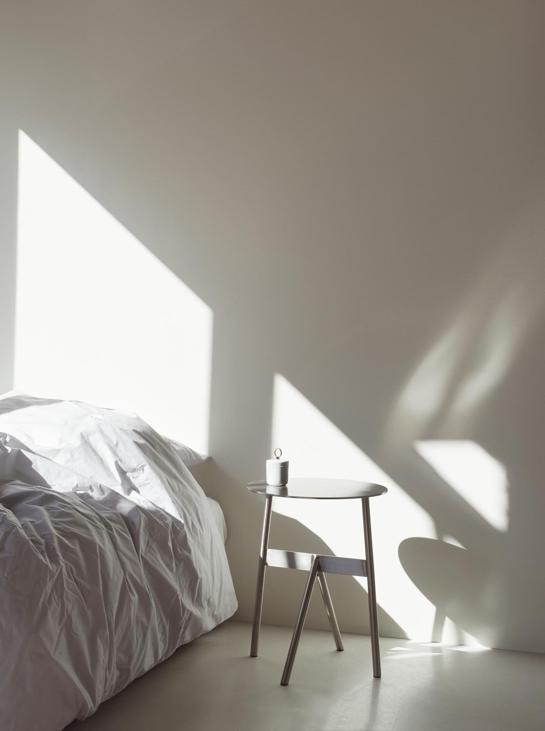 Stock Beistelltisch in  präsentiert im Onlineshop von KAQTU Design AG. Beistelltisch ist von Normann Copenhagen