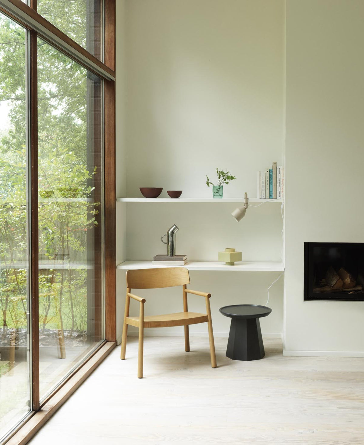 Pine Tisch Small in  präsentiert im Onlineshop von KAQTU Design AG. Beistelltisch ist von Normann Copenhagen