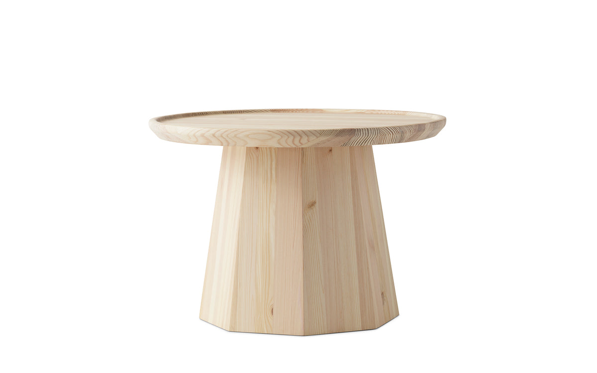 Pine Tisch Large in  präsentiert im Onlineshop von KAQTU Design AG. Couchtisch ist von Normann Copenhagen