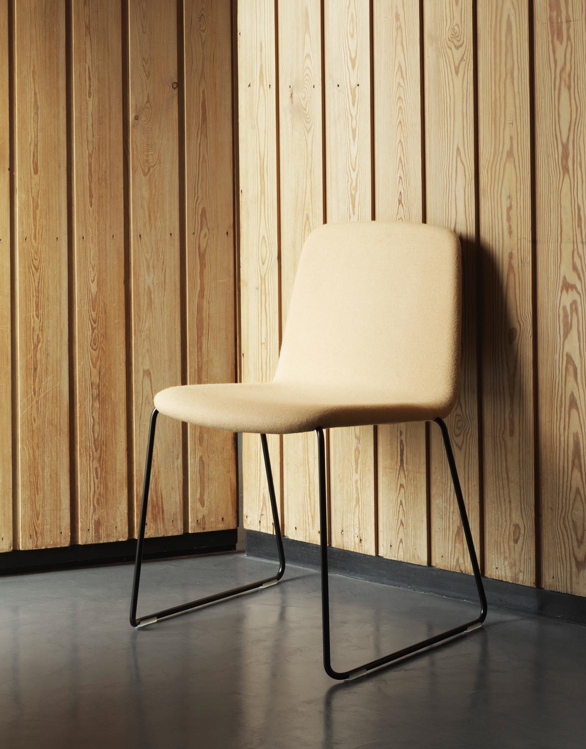 Just Stuhl in  präsentiert im Onlineshop von KAQTU Design AG. Stuhl ist von Normann Copenhagen