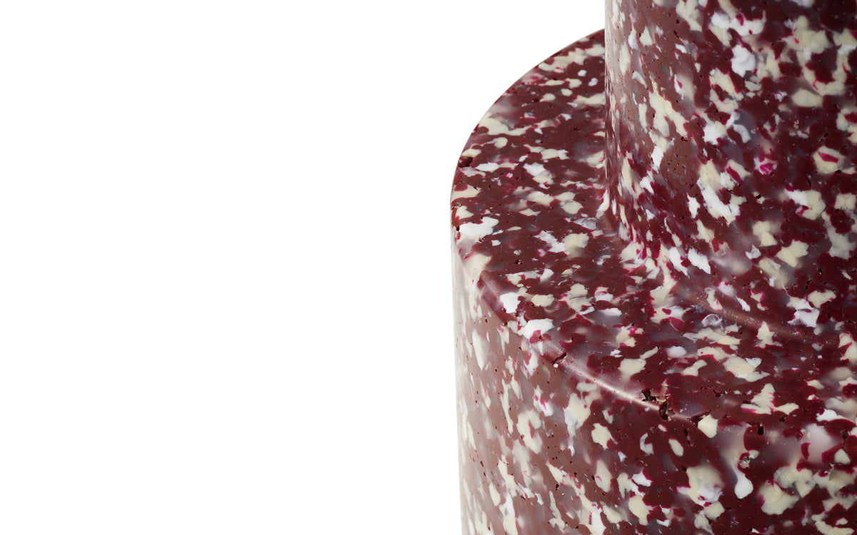Bit Hocker in Burgund präsentiert im Onlineshop von KAQTU Design AG. Pouf ist von Normann Copenhagen