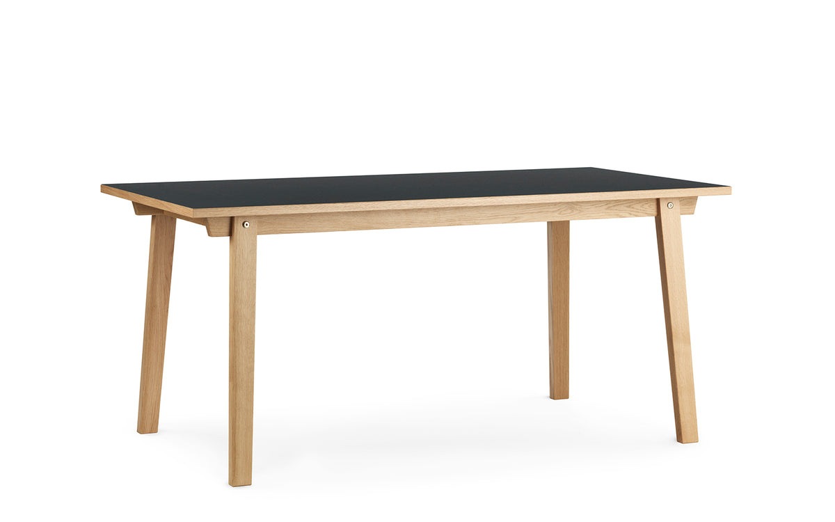 Slice Tisch Linoleum in  präsentiert im Onlineshop von KAQTU Design AG. Esstisch ist von Normann Copenhagen