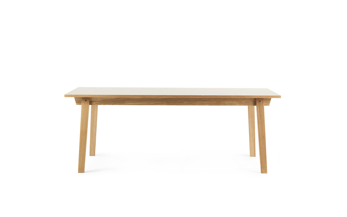 Slice Tisch Linoleum in  präsentiert im Onlineshop von KAQTU Design AG. Esstisch ist von Normann Copenhagen