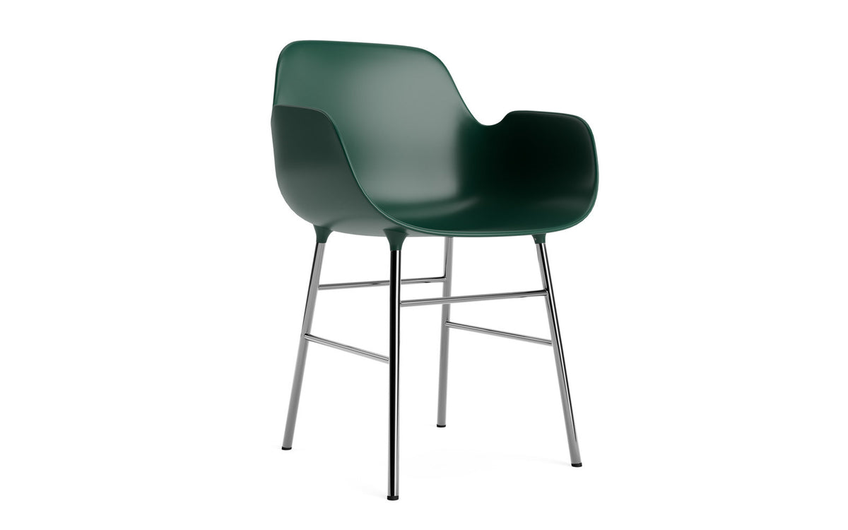 Form Armlehnstuhl in Grün präsentiert im Onlineshop von KAQTU Design AG. Stuhl mit Armlehne ist von Normann Copenhagen