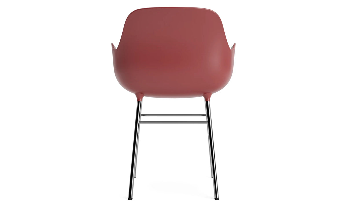 Form Armlehnstuhl in Rot präsentiert im Onlineshop von KAQTU Design AG. Stuhl mit Armlehne ist von Normann Copenhagen